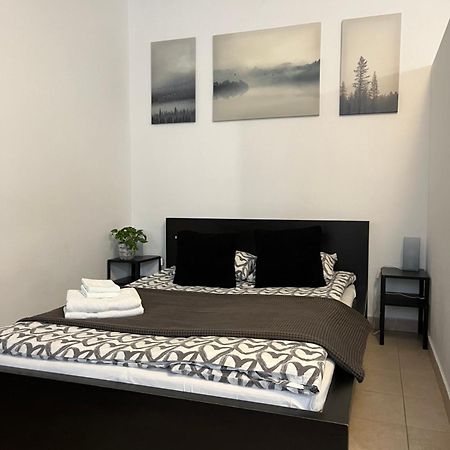 City Center Apartments With Optional Garage بودابست المظهر الخارجي الصورة